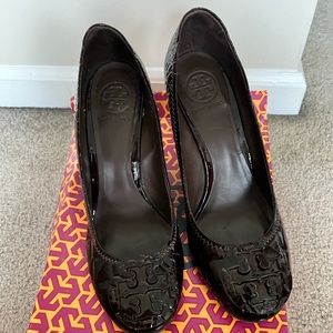 Tory Burch Brown Wedges